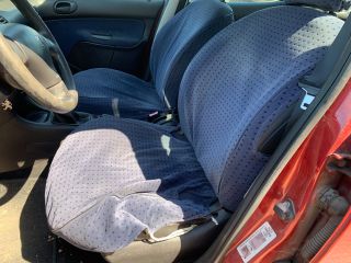 bontott PEUGEOT 206 Biztosítéktábla Utastér
