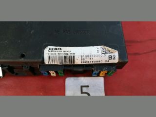 bontott PEUGEOT 206 Biztosítéktábla Utastér