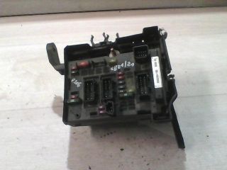 bontott PEUGEOT 206 Biztosítéktábla Utastér