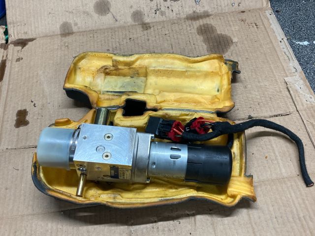 bontott PEUGEOT 206 Cabrio Tetőmozgató Hidraulika Szivattyú