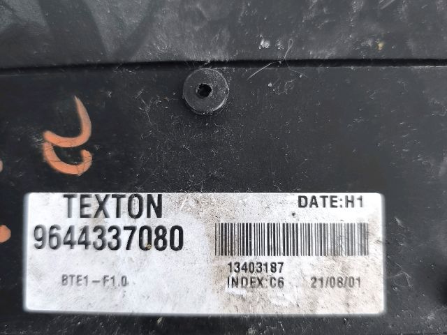 bontott PEUGEOT 206 Cabrio Tetővezérlő