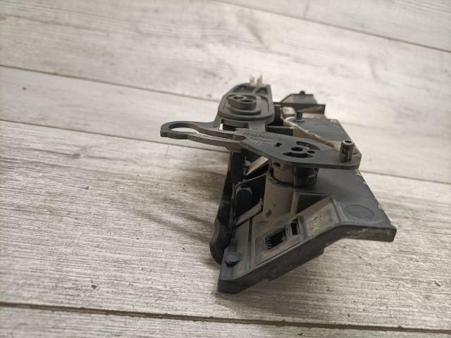 bontott PEUGEOT 206 Csomagtér Nyitó Kar / Gomb