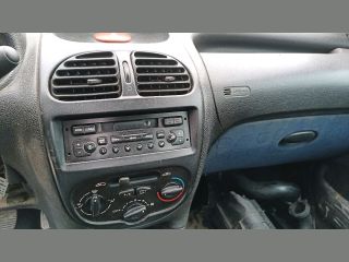 bontott PEUGEOT 206 Csomagtér Világítás