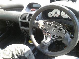 bontott PEUGEOT 206 Csomagtérajtó Kapcsoló