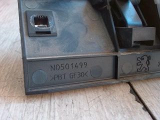 bontott PEUGEOT 206 Csomagtérajtó Kilincs