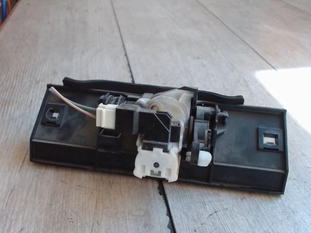 bontott PEUGEOT 206 Csomagtérajtó Kilincs