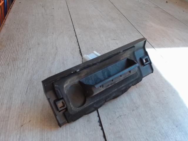 bontott PEUGEOT 206 Csomagtérajtó Kilincs