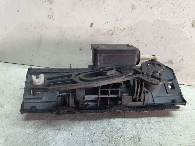 bontott PEUGEOT 206 Csomagtérajtó Kilincs