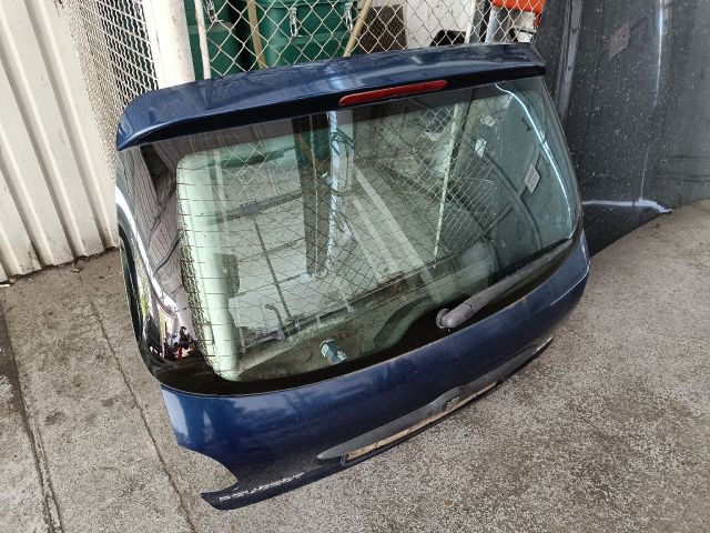 bontott PEUGEOT 206 Csomagtérajtó (Részeivel)