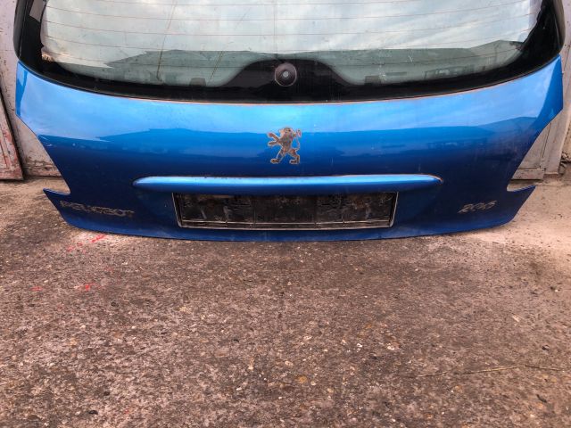 bontott PEUGEOT 206 Csomagtérajtó (Részeivel)