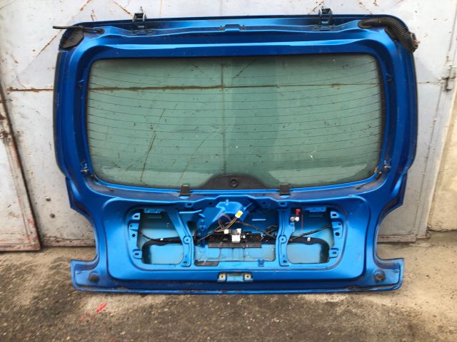 bontott PEUGEOT 206 Csomagtérajtó (Részeivel)