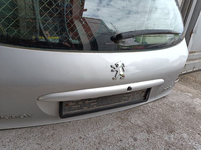 bontott PEUGEOT 206 Csomagtérajtó (Részeivel)