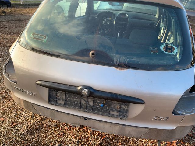 bontott PEUGEOT 206 Csomagtérajtó (Üres lemez)