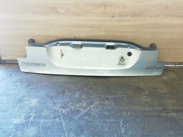 bontott PEUGEOT 206 Csomagtérajtó (Üres lemez)