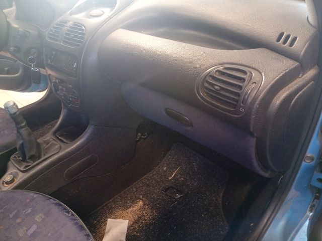 bontott PEUGEOT 206 Csomagtérajtó Ütköző