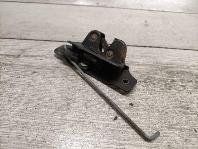 bontott PEUGEOT 206 Csomagtérajtó Zárszerkezet