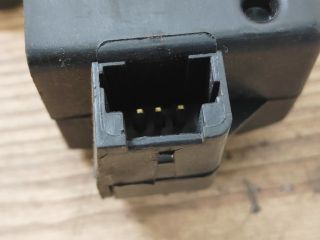 bontott PEUGEOT 206 Csomagtérajtó Zárszerkezet