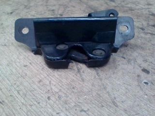 bontott PEUGEOT 206 Csomagtérajtó Zárszerkezet