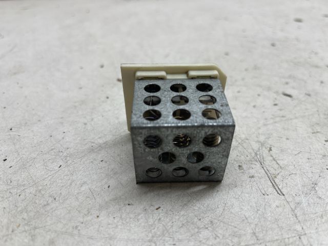 bontott PEUGEOT 206 Előtét Ellenállás Fűtőmotor