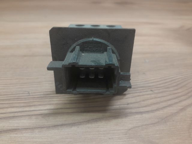 bontott PEUGEOT 206 Előtét Ellenállás Fűtőmotor