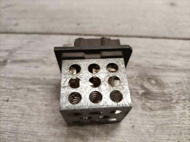 bontott PEUGEOT 206 Előtét Ellenállás Fűtőmotor