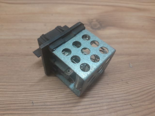 bontott PEUGEOT 206 Előtét Ellenállás Fűtőmotor