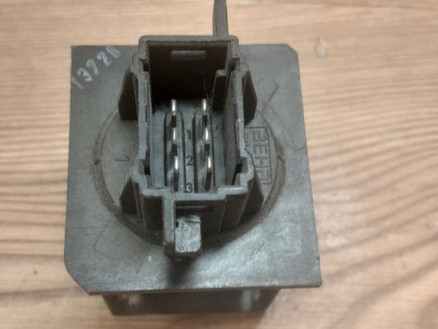 bontott PEUGEOT 206 Előtét Ellenállás Fűtőmotor