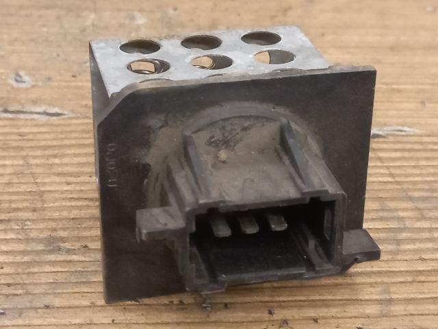 bontott PEUGEOT 206 Előtét Ellenállás Fűtőmotor