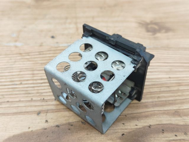 bontott PEUGEOT 206 Előtét Ellenállás Fűtőmotor