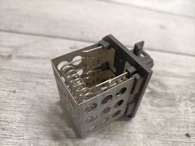 bontott PEUGEOT 206 Előtét Ellenállás Fűtőmotor