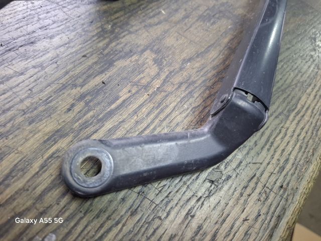 bontott PEUGEOT 206 Első Ablaktörlő Kar