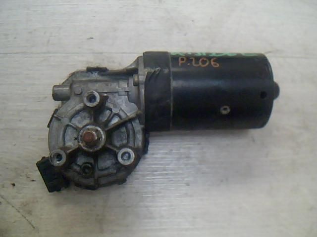 bontott PEUGEOT 206 Első Ablaktörlő Motor