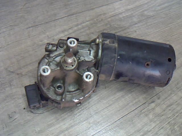 bontott PEUGEOT 206 Első Ablaktörlő Motor