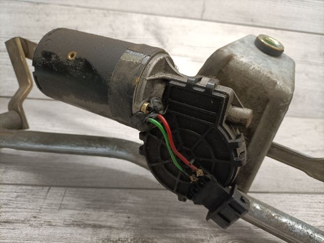 bontott PEUGEOT 206 Első Ablaktörlő Szerkezet Motorral