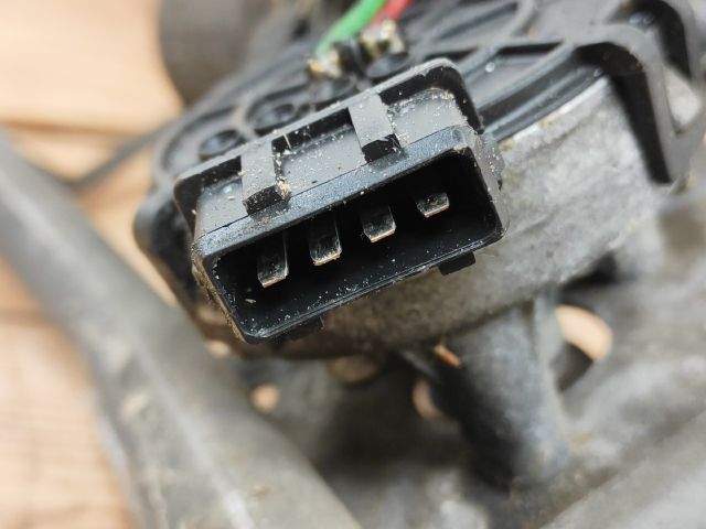 bontott PEUGEOT 206 Első Ablaktörlő Szerkezet Motorral