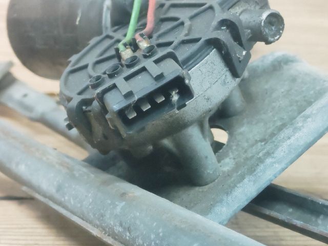 bontott PEUGEOT 206 Első Ablaktörlő Szerkezet Motorral