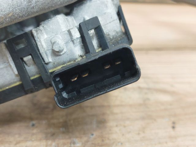 bontott PEUGEOT 206 Első Ablaktörlő Szerkezet Motorral