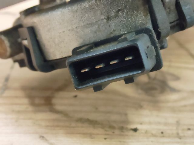 bontott PEUGEOT 206 Első Ablaktörlő Szerkezet Motorral