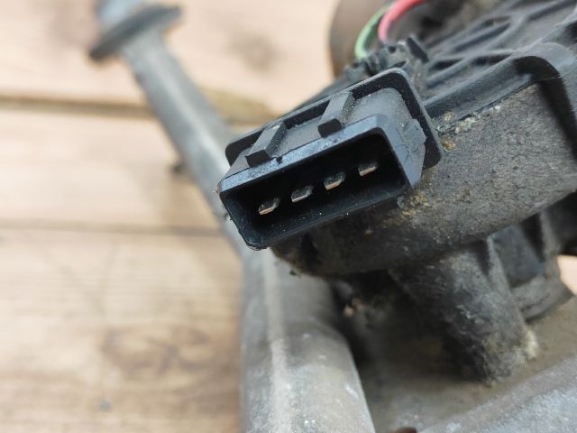 bontott PEUGEOT 206 Első Ablaktörlő Szerkezet Motorral