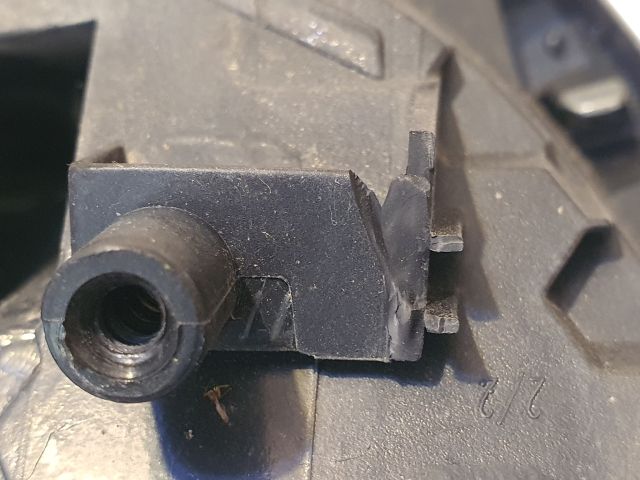 bontott PEUGEOT 206 Első Embléma