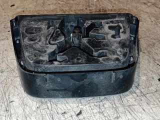 bontott PEUGEOT 206 Első Embléma