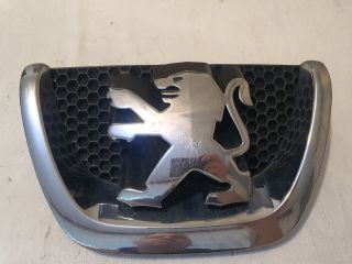 bontott PEUGEOT 206 Első Embléma