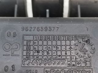 bontott PEUGEOT 206 Első Hamutartó