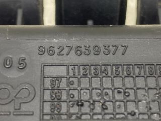 bontott PEUGEOT 206 Első Hamutartó