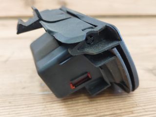 bontott PEUGEOT 206 Első Hamutartó