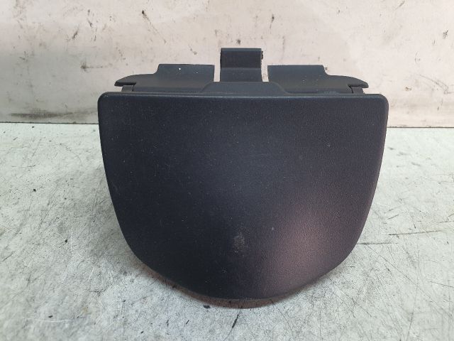 bontott PEUGEOT 206 Első Hamutartó