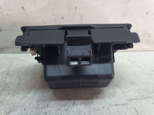 bontott PEUGEOT 206 Első Hamutartó