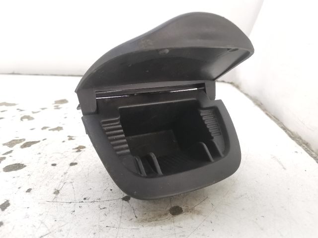 bontott PEUGEOT 206 Első Hamutartó