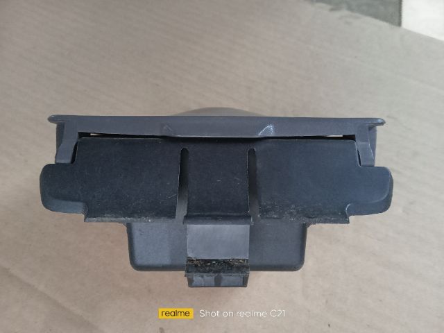 bontott PEUGEOT 206 Első Hamutartó