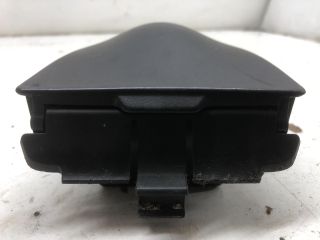 bontott PEUGEOT 206 Első Hamutartó